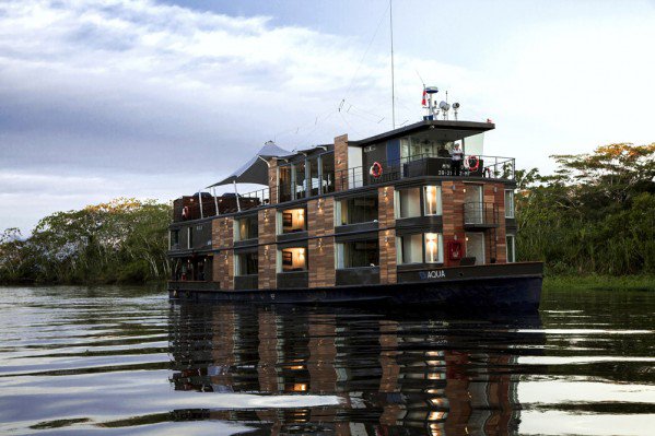 Aqua Expeditions  cruceros fluviales a todo lujo